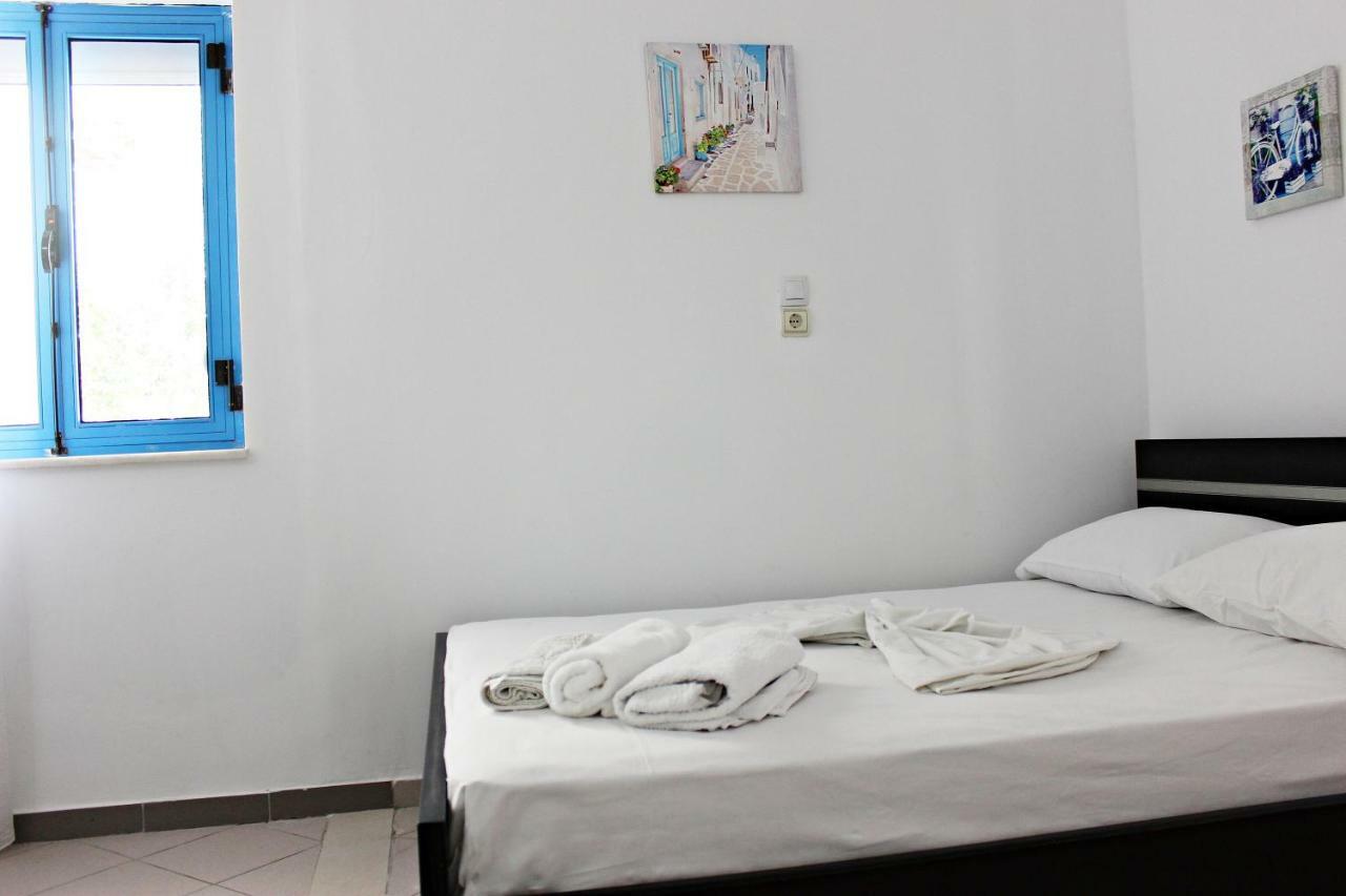 Hotel Hercules House à Saranda Extérieur photo